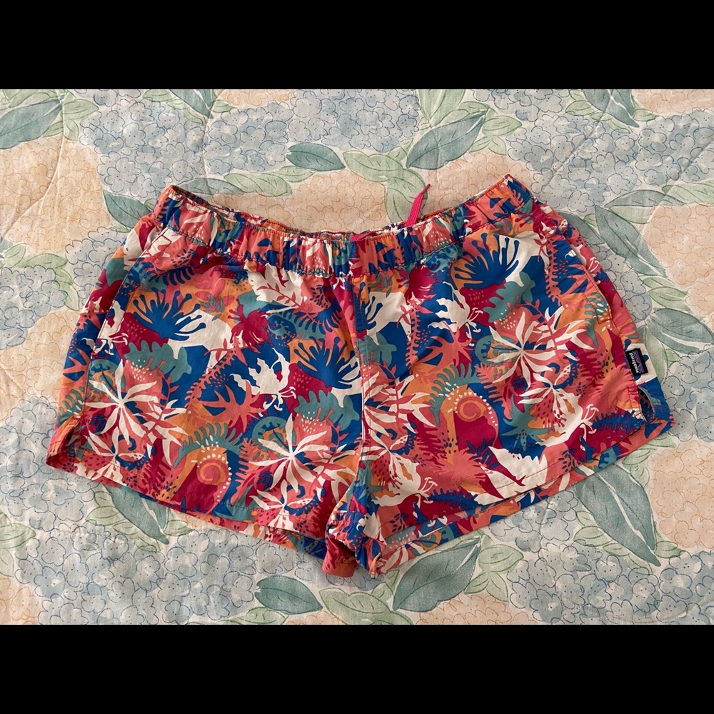 Patagonia barely baggies